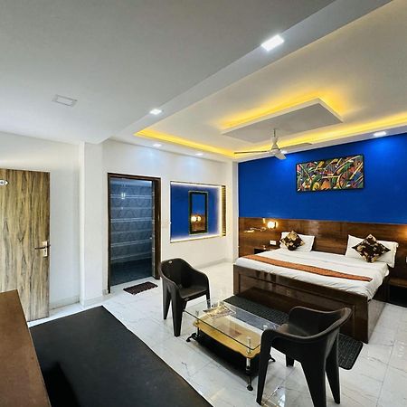 Golden Bed And Breakfast- High Quality Rooms In South Ex-1 D Block Új-Delhi Kültér fotó
